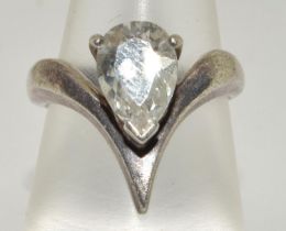 A heavy 925 silver solitaire ring Size N