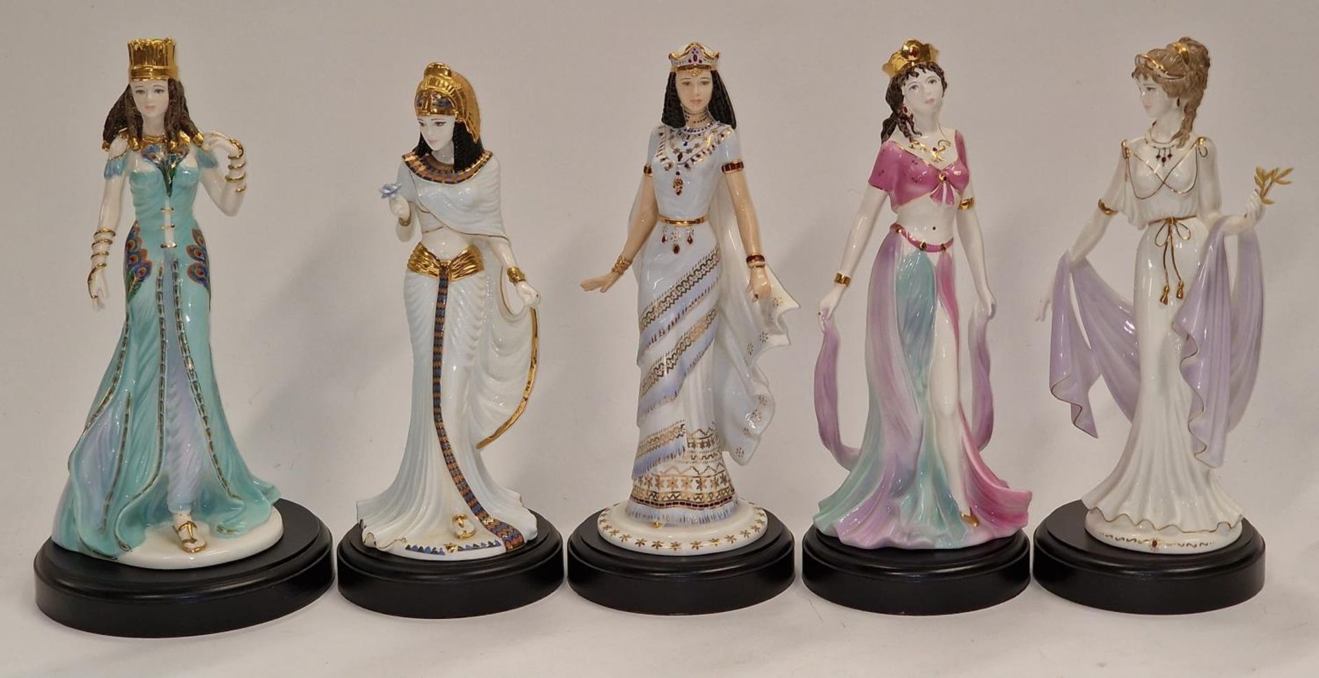 Coalport limited edition collection of David Cornell figurines on wooden bases (5).