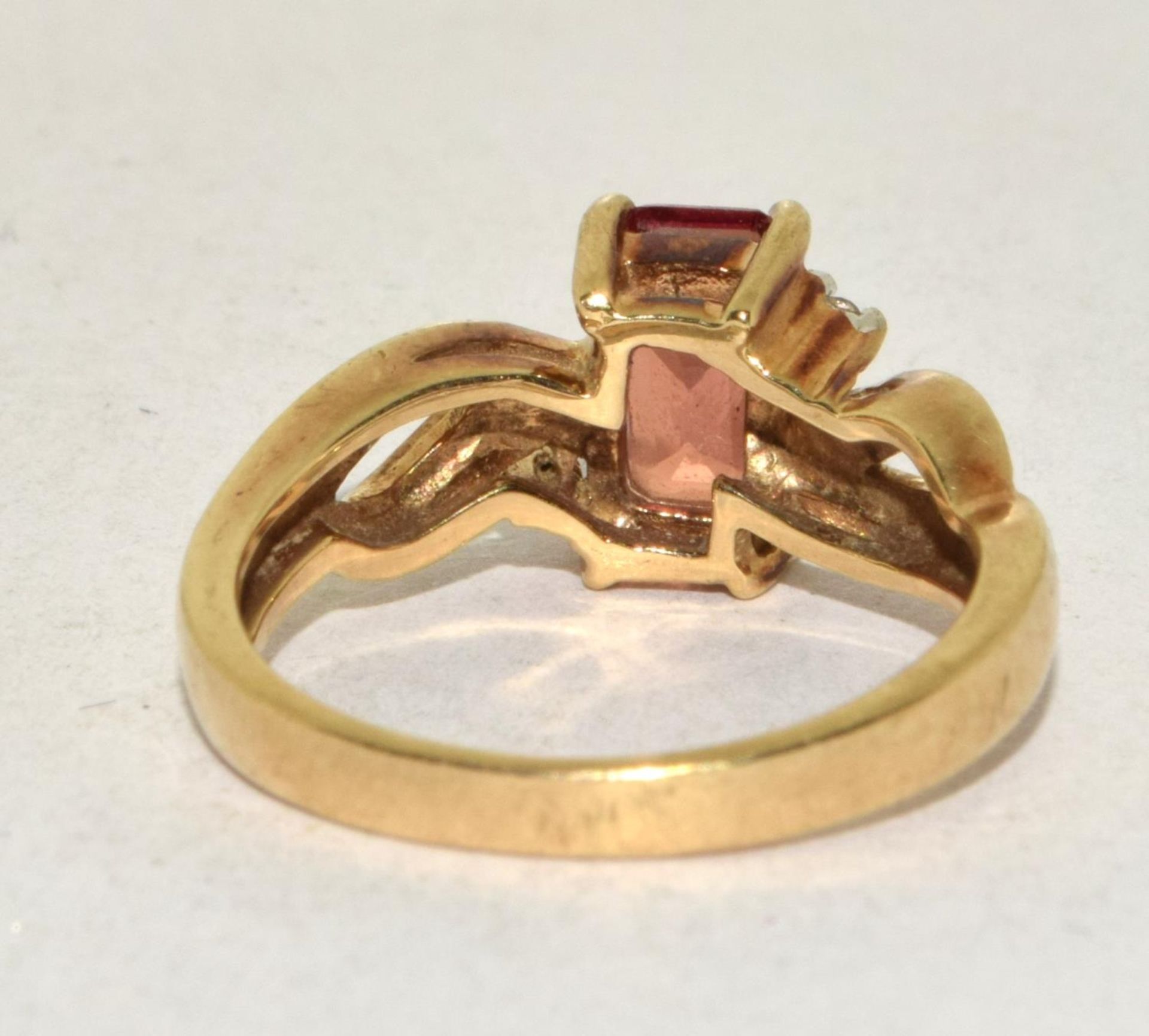 9ct gold ladies Diamond and Ruby ring size N - Image 3 of 5