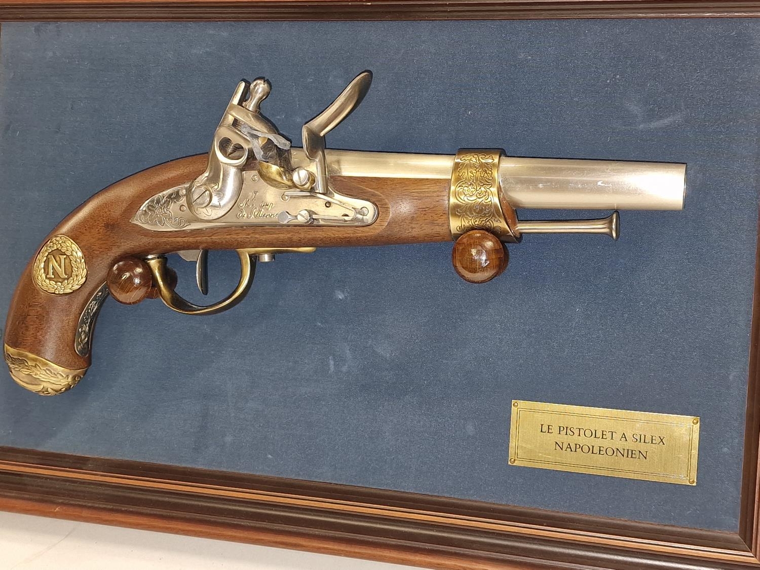 Franklin Mint Napoleon flintlock non firing pistol replica display "Le Pistolet A Sliex Napoleonien" - Image 2 of 2