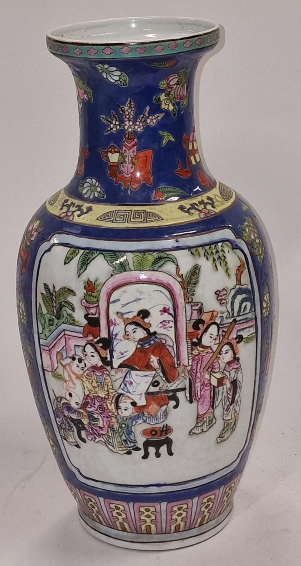 Japanese vintage 1940's patterned porcelain vase with markings to base 37cm tall.