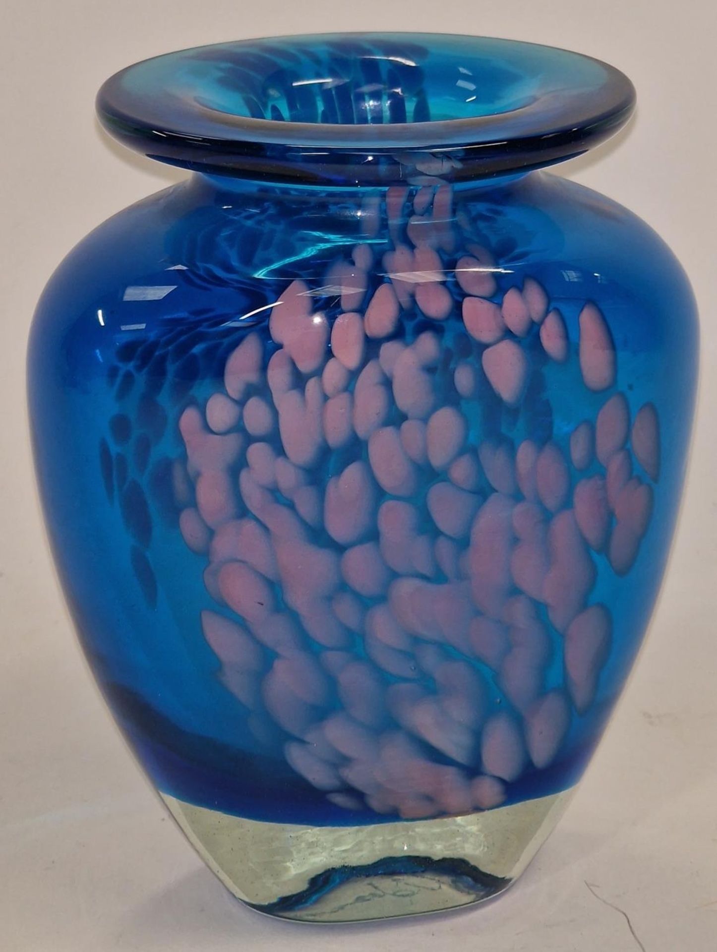 Mdina glass signed blue vase with signature to base 15cm tall. - Image 2 of 3