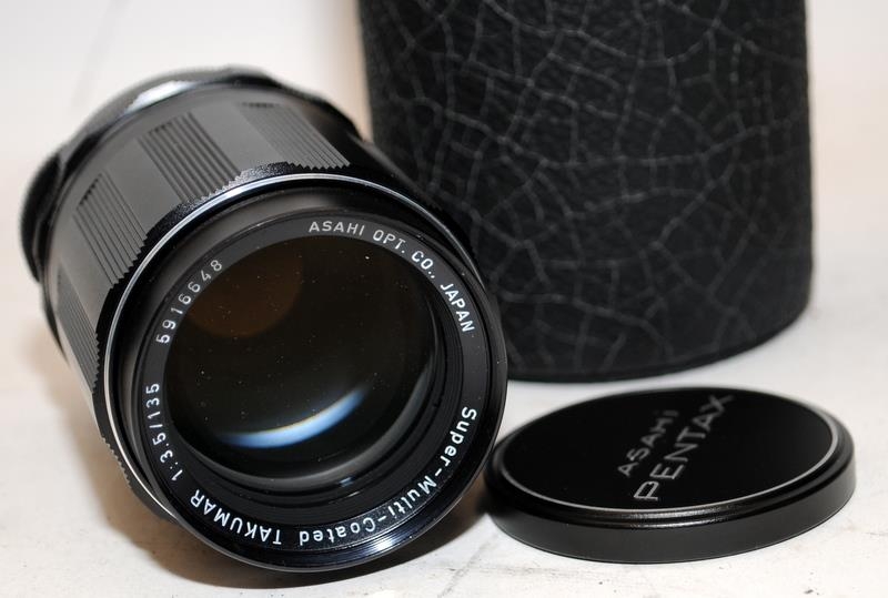 Collection of vintage camera lenses to include Pentax Takumar 1:3.5 135mm, SMC Pentax-M 1:2.8 - Bild 2 aus 4
