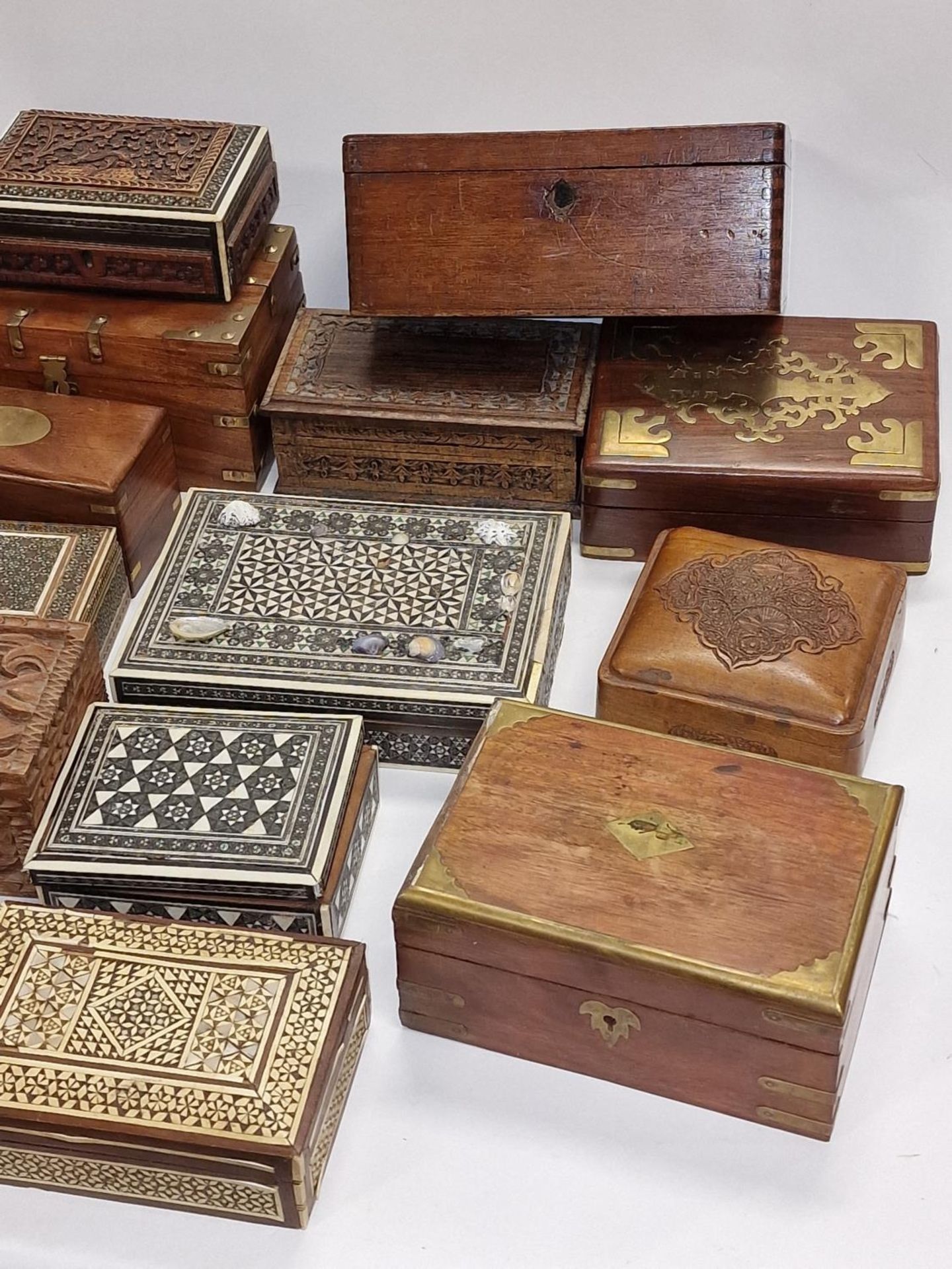 Large collection of vintage wooden boxes (18). - Image 3 of 4