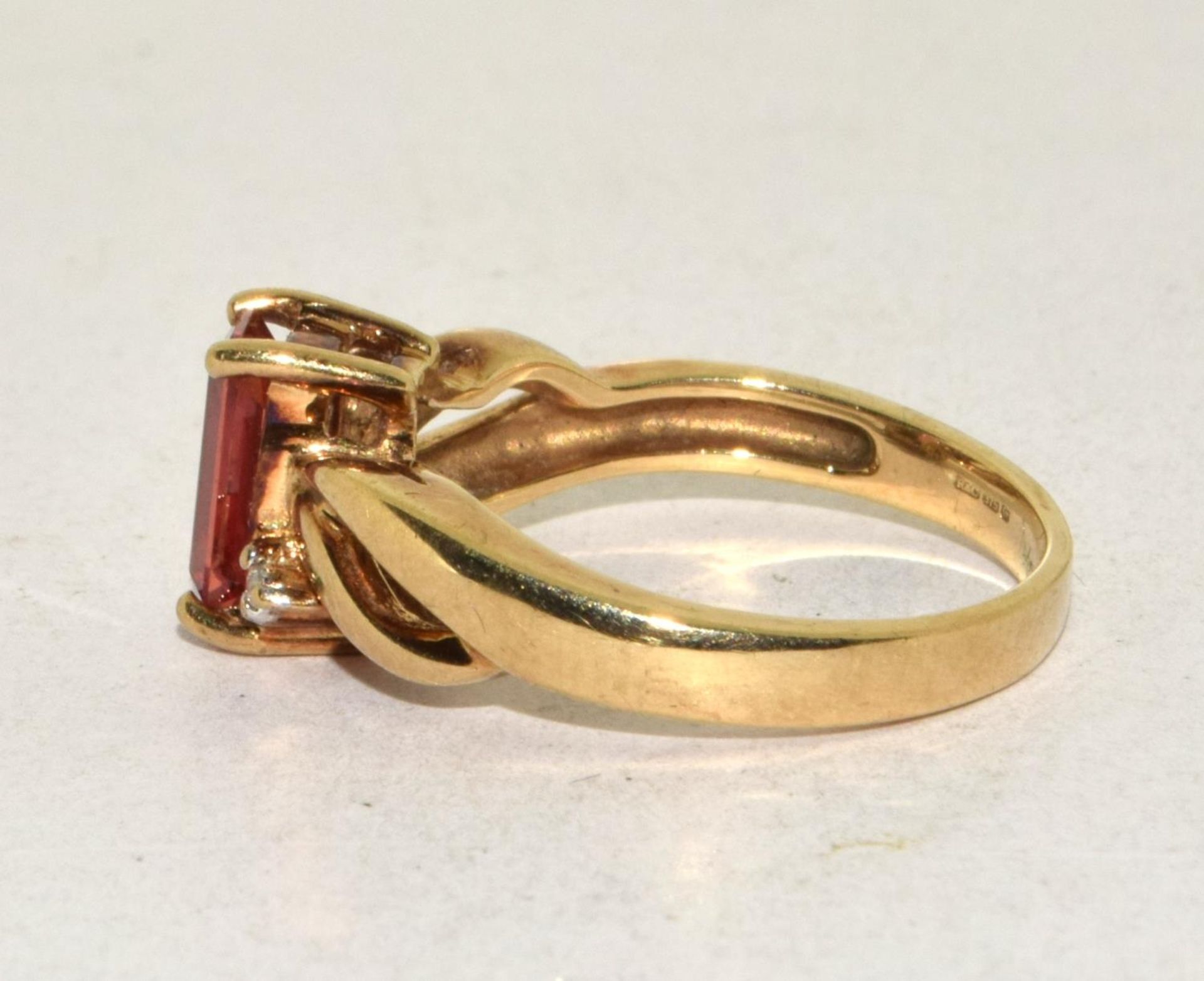 9ct gold ladies Diamond and Ruby ring size N - Image 2 of 5