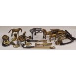 Collection of vintage brass and other metalware to include Equine interest.