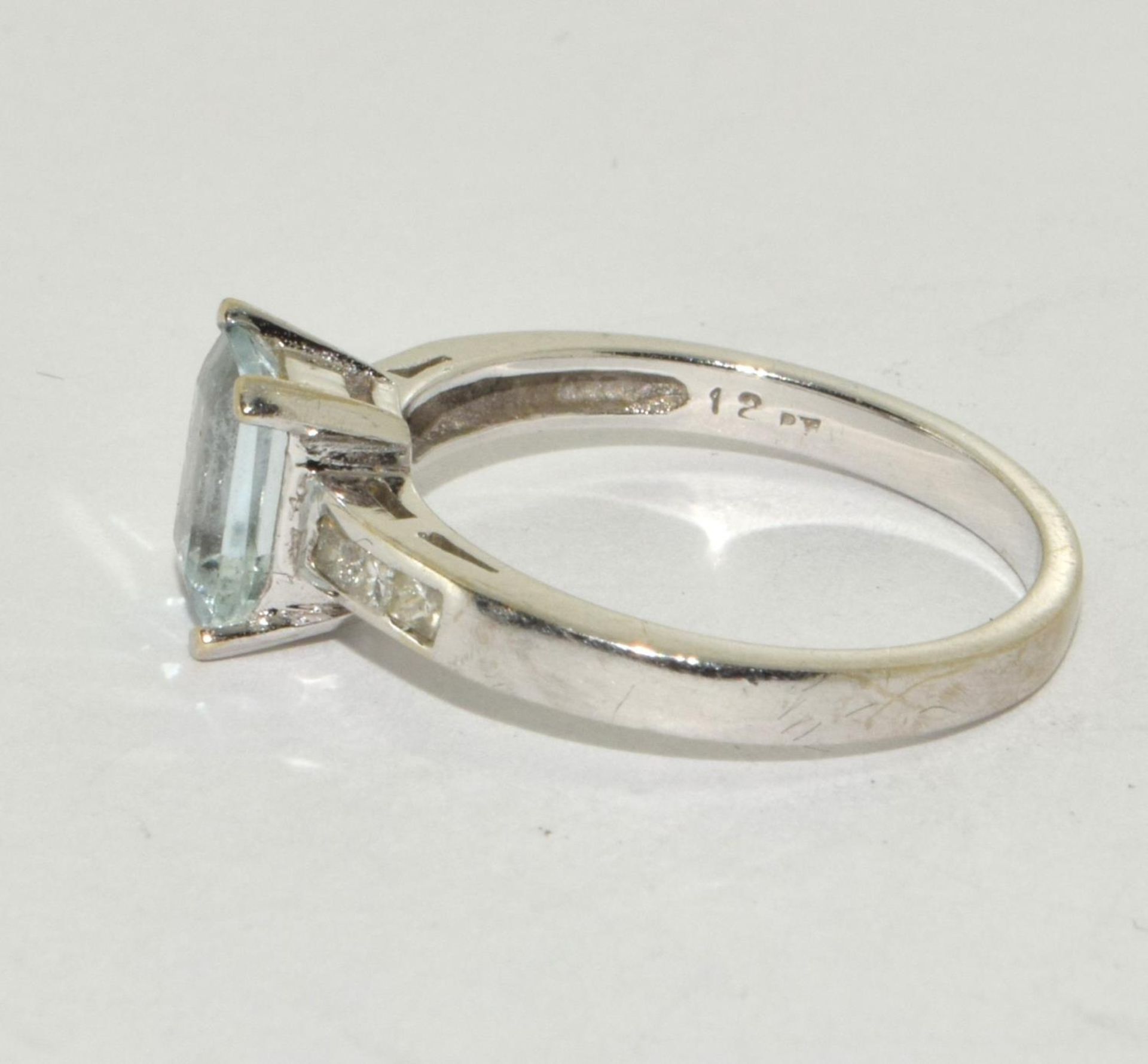 Natural aquamarine and Diamond 9ct gold ring Size N. - Image 2 of 5