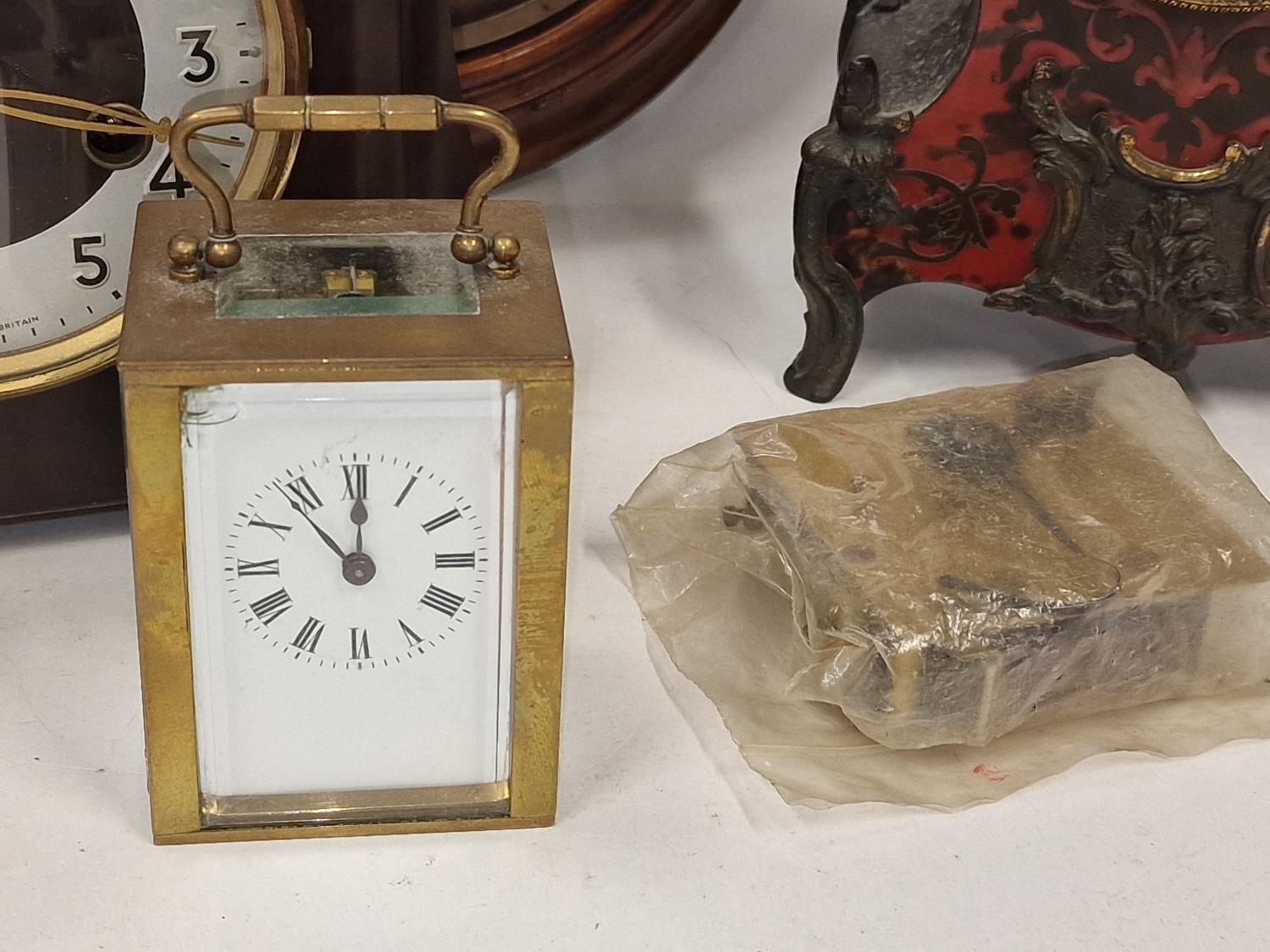 Collection of vintage clocks to include a Smiths Enfield together with a spare clock movement part. - Image 3 of 3