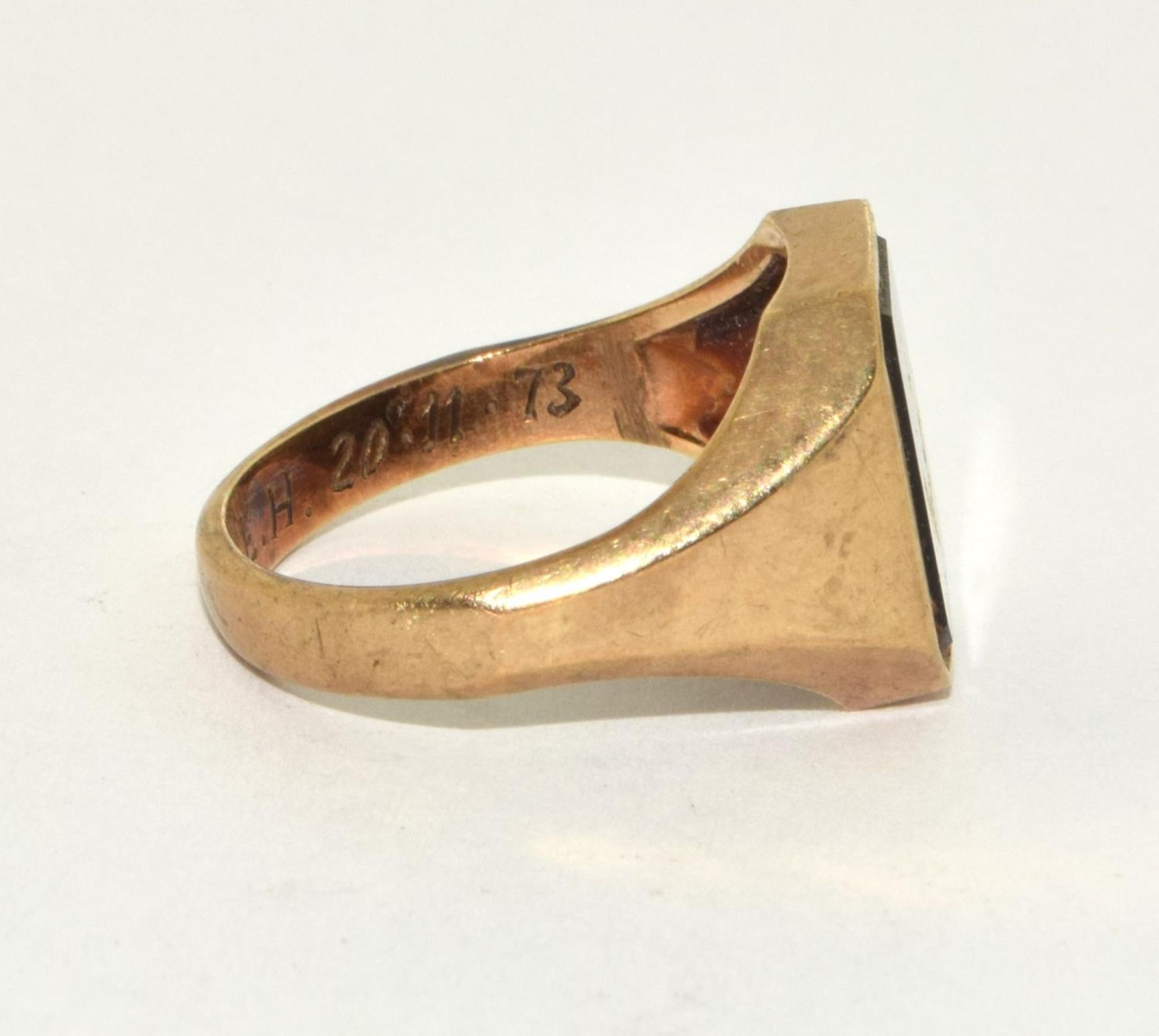 9ct gold gent Masonic signet ring 6.2g size R - Image 4 of 5