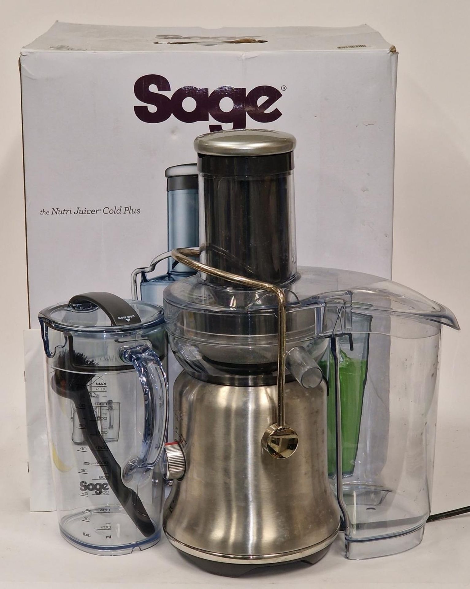 Sage Nutri Juicer Cold Plus electric juicer with box and instructions.