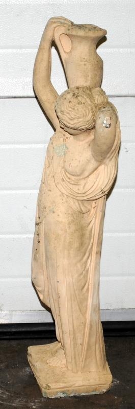 Garden statue depicting a lady carrying a water vessel 95cm tall - Image 2 of 3