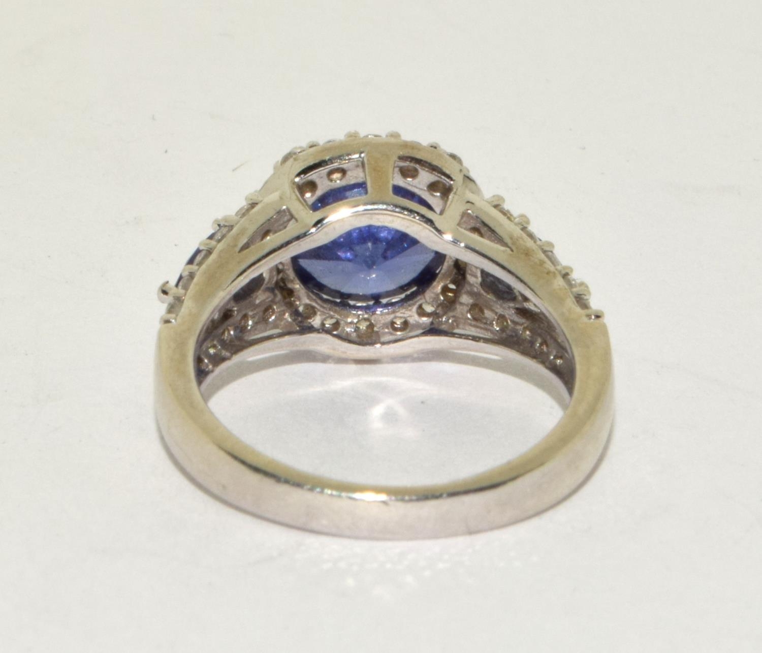 A stunning w/g on 925 silver DQCZ and tanzanite ring Size N - Image 3 of 3