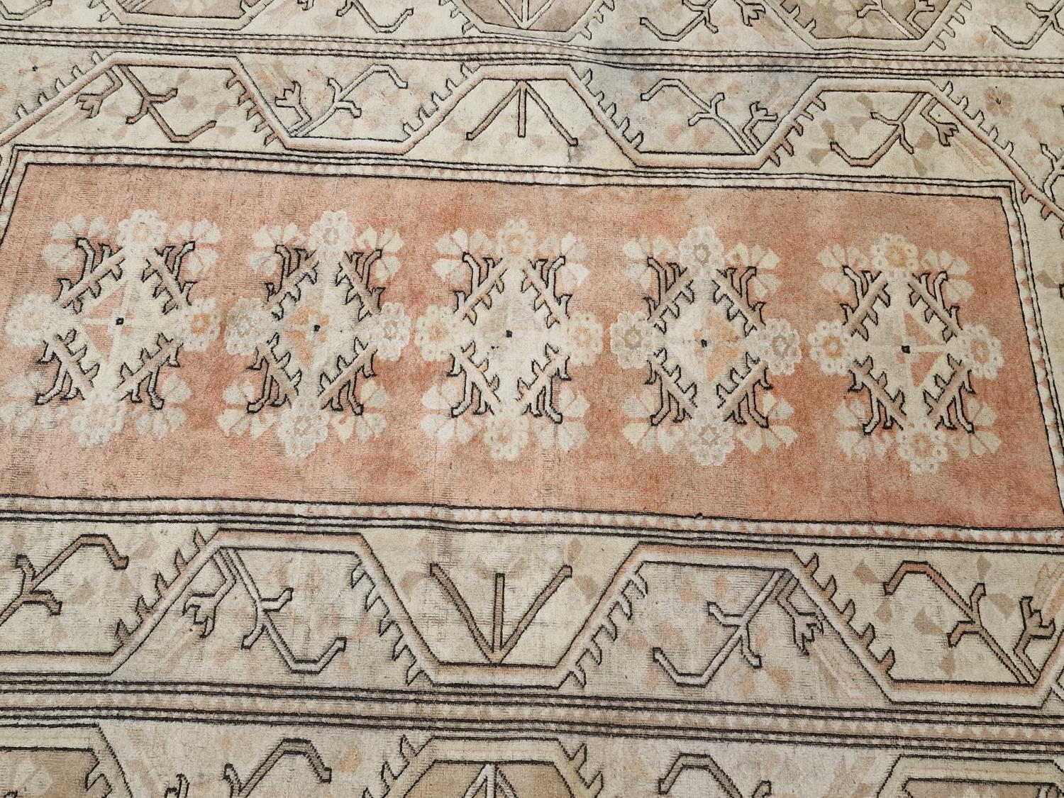 Large vintage patterned beige carpet 290x194cm. - Image 2 of 5