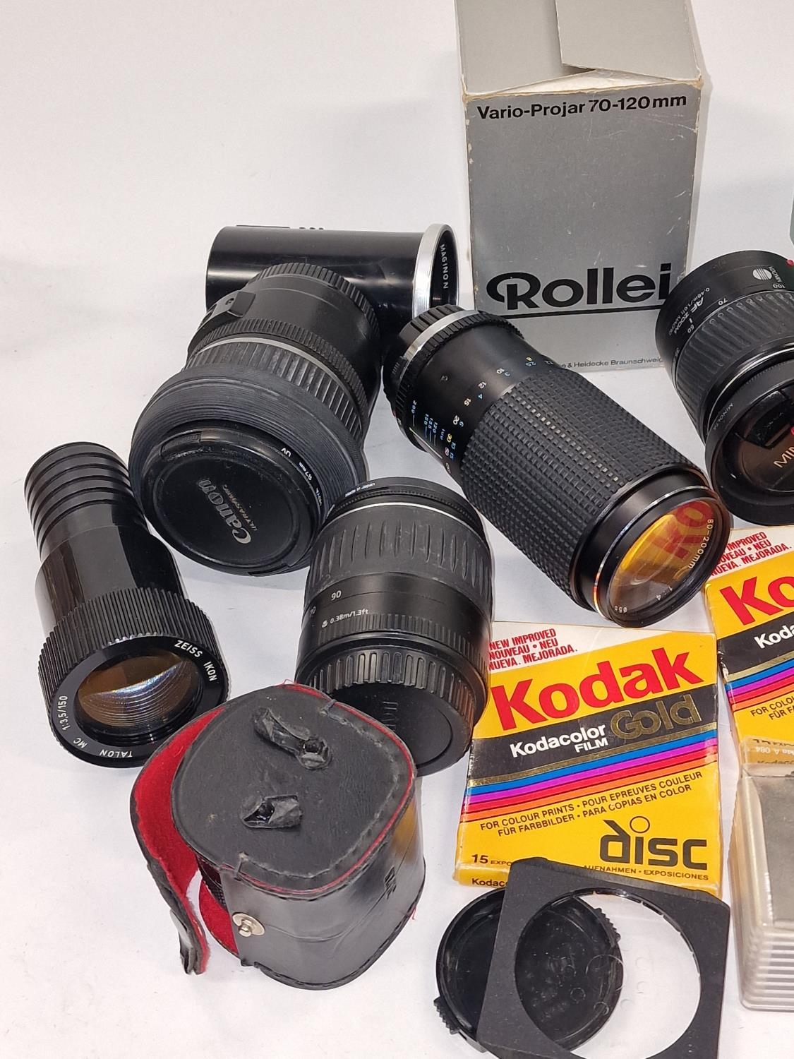 Collection of camera lenses, flashes and other accessories. - Image 2 of 2