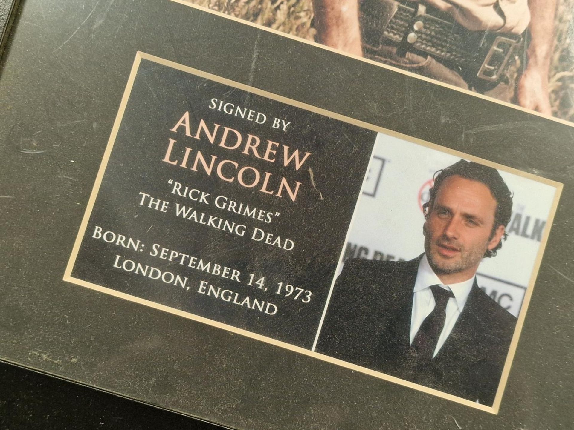 Framed unauthenticated Andrew Lincoln signed photograph 34x25cm. - Image 3 of 3