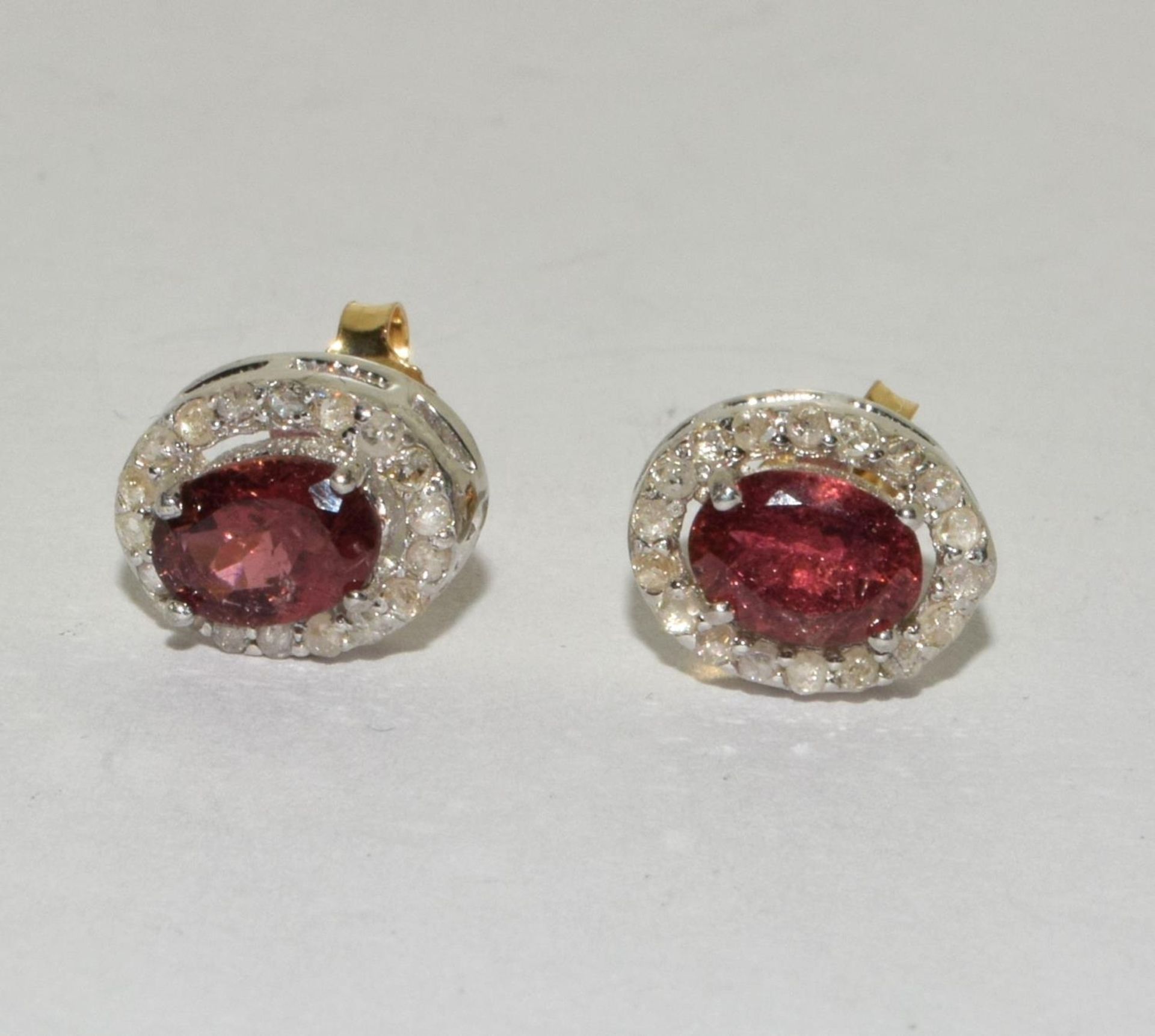 Diamond and pink tourmaline stud earrings with 18ct gold posts - Image 3 of 6