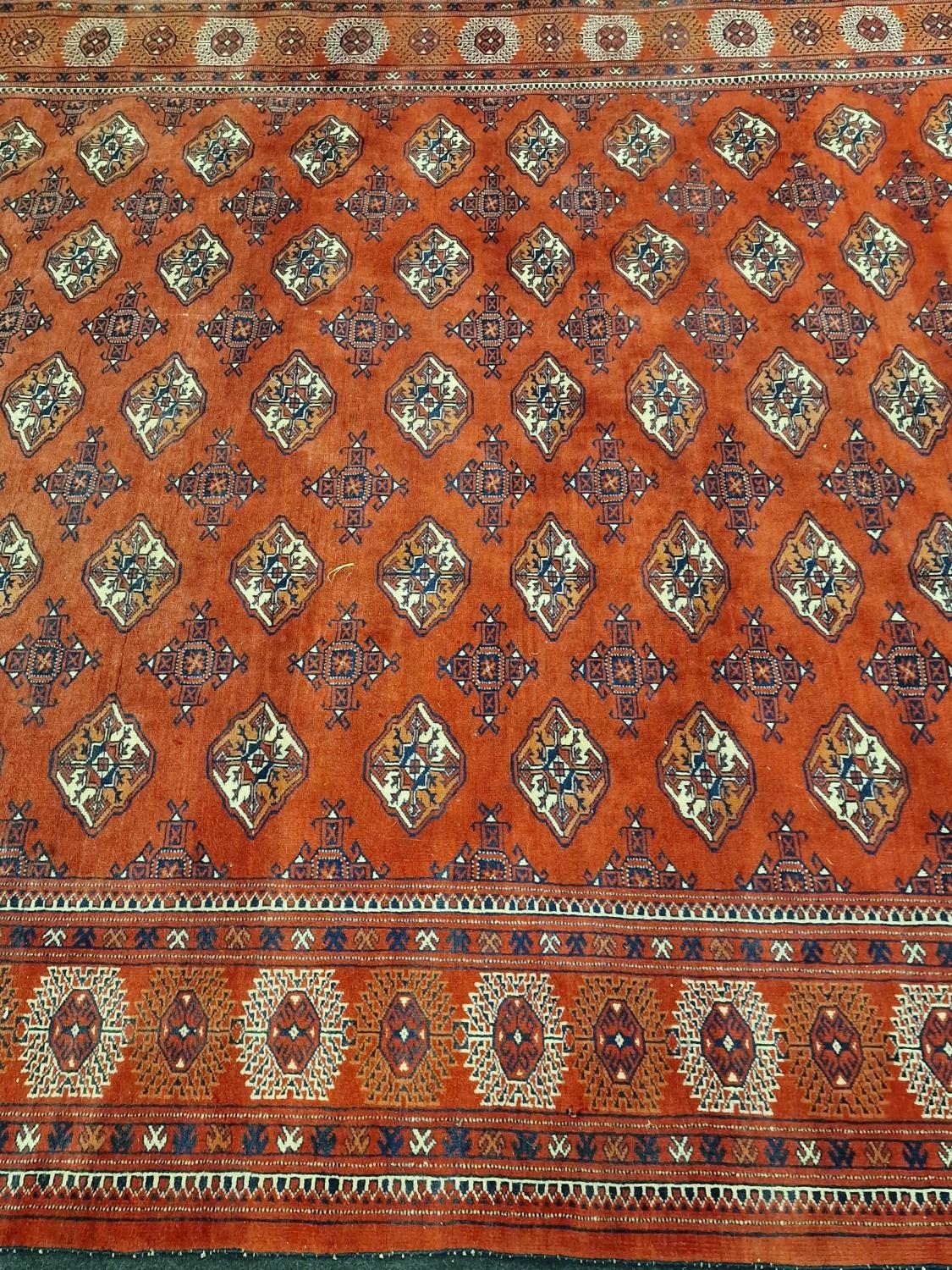 Large room size red patterned carpet 355x270cm. - Image 3 of 5