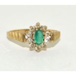 9ct gold ladies emerald colour cluster ring size K
