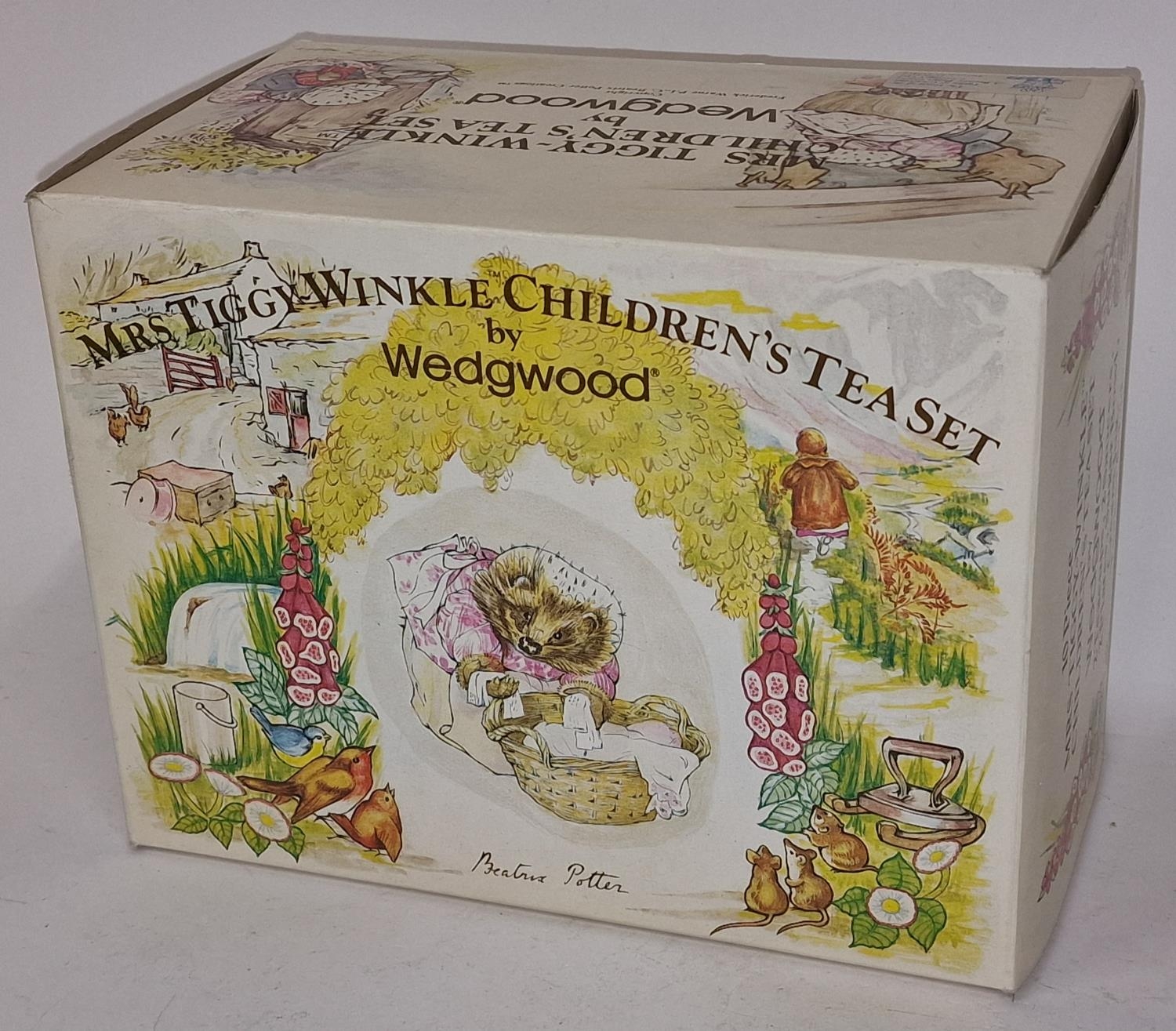 Wedgwood 10 piece Mrs Tiggy-Winkle Children's Tea Set all complete in original box. Vendor advises - Image 3 of 3