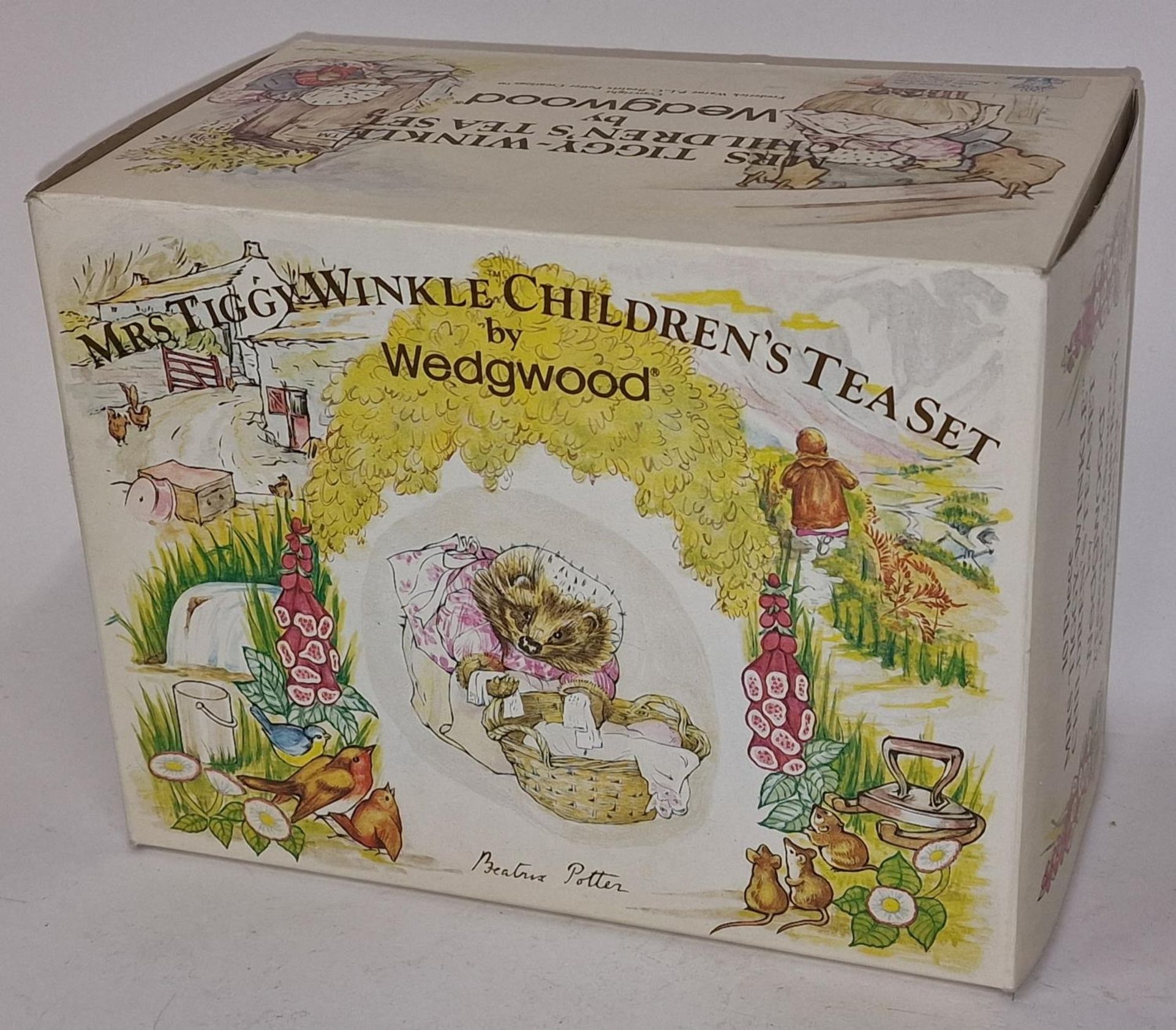 Wedgwood 10 piece Mrs Tiggy-Winkle Children's Tea Set all complete in original box. Vendor advises - Image 3 of 3