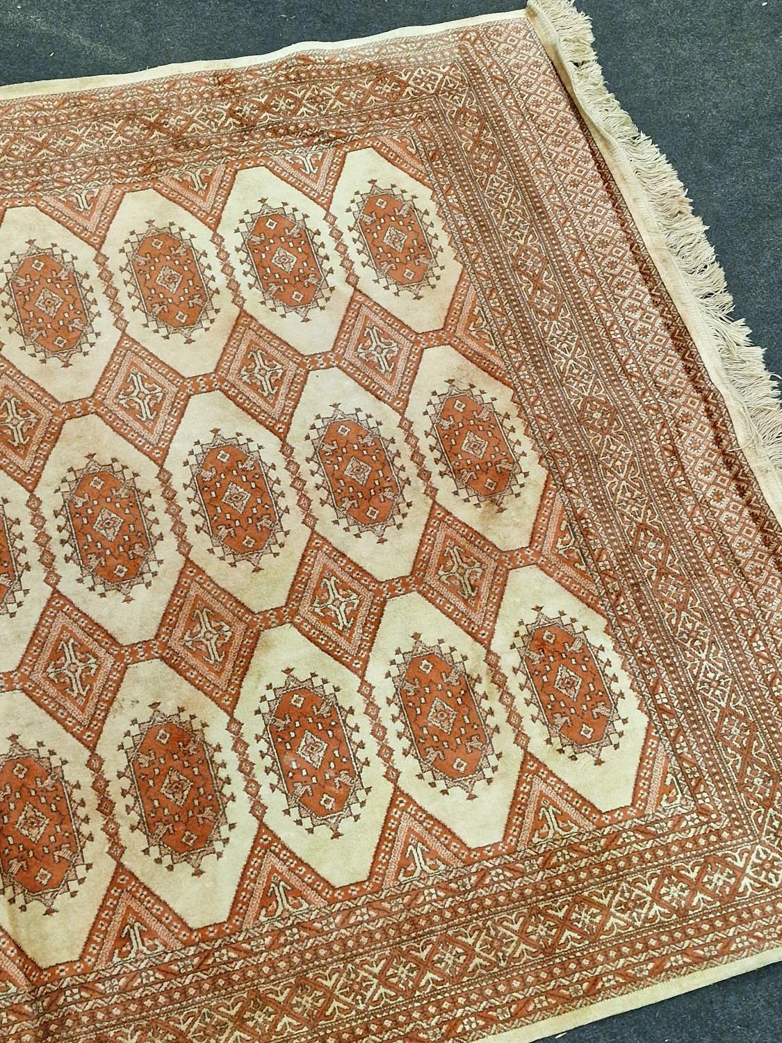 Vintage patterned carpet on beige ground 188x135cm. - Image 3 of 4