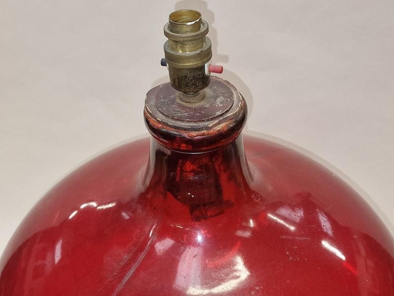 Large contemporary red glass bulbous table lamp base. - Image 2 of 3