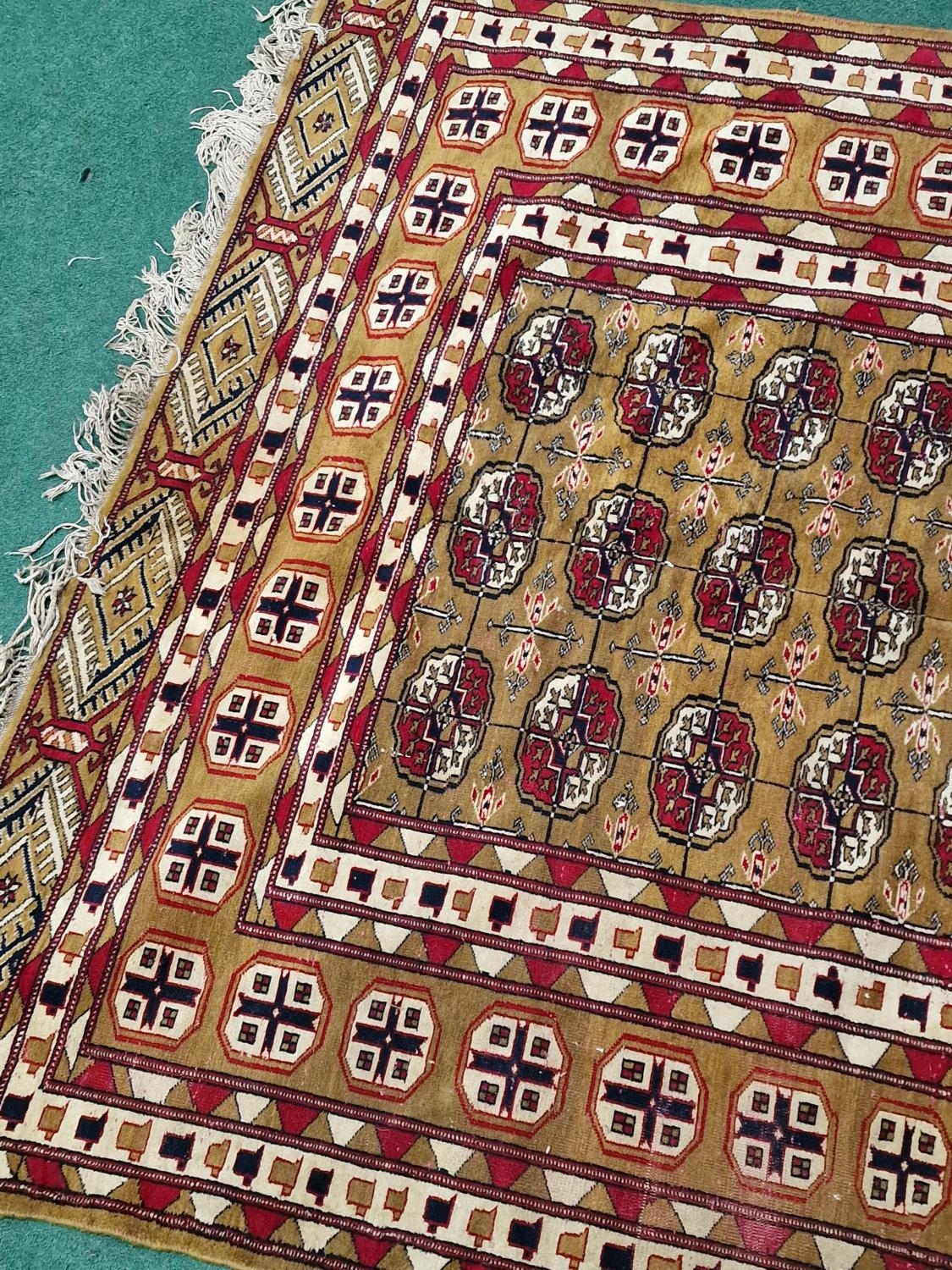 Vintage Afgan rug with a geometric design pattern 260x190cm - Image 2 of 3