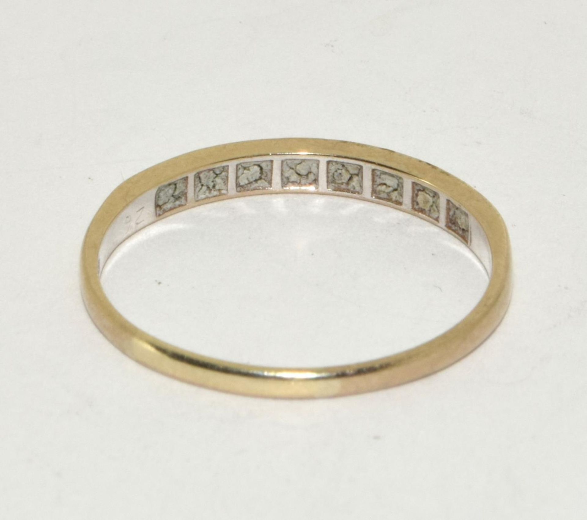 Vintage diamond and 18ct gold half eternity ring, 2.5g Size W. - Image 3 of 5