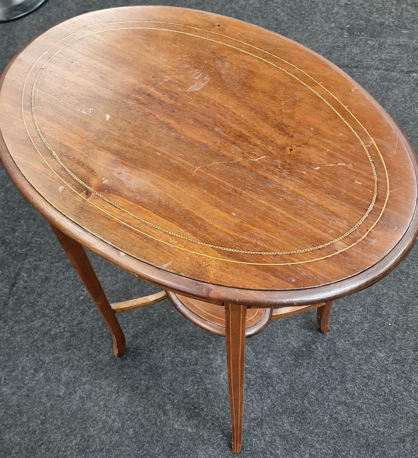 Edwardian mahogany oval inlaid lamp table with slade legs and fitted under tier 70x60x40cm - Image 2 of 2