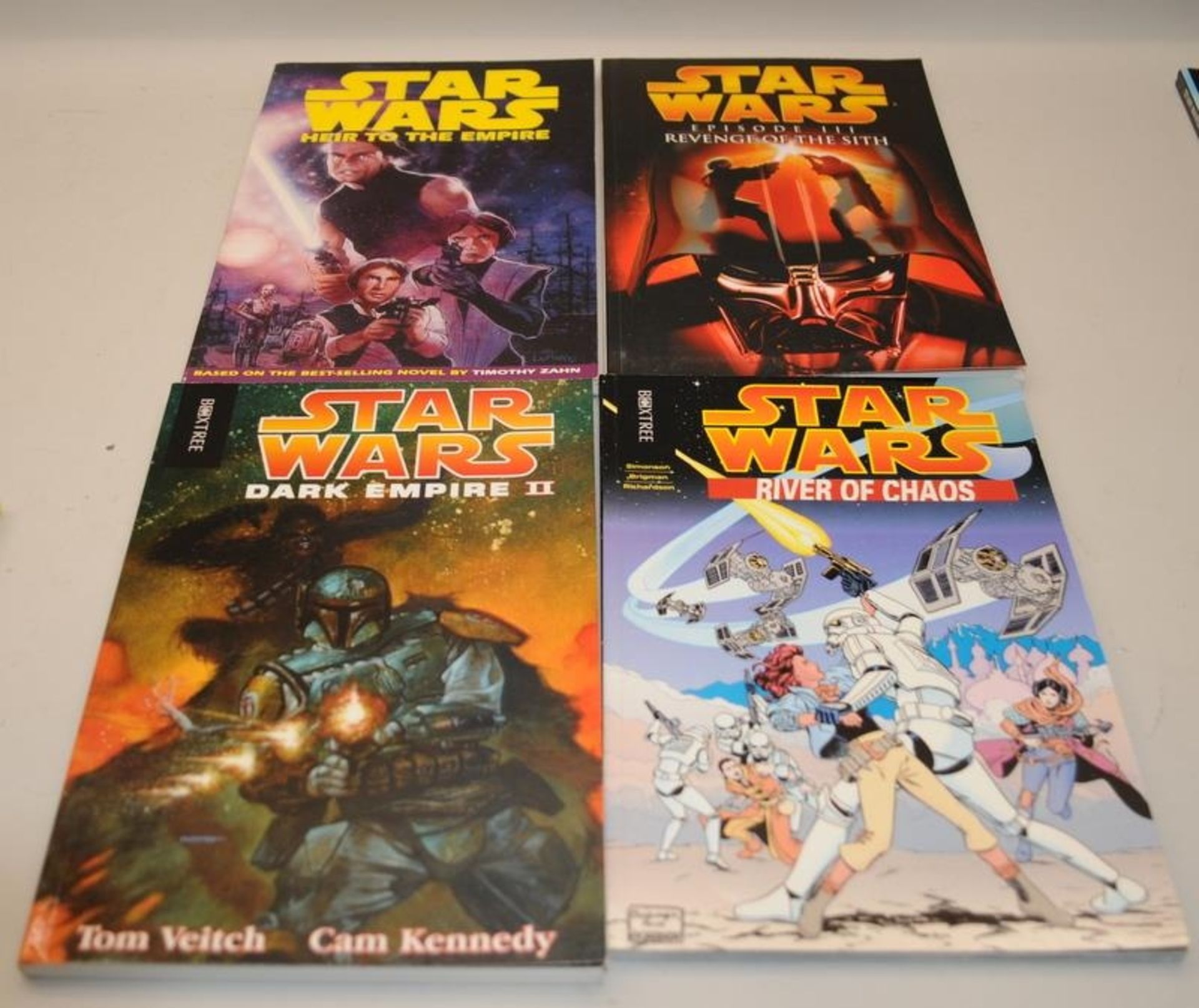 A collection of Star Wars graphic comic strips and pop up books to include Dark Horse, Lucas - Image 2 of 5