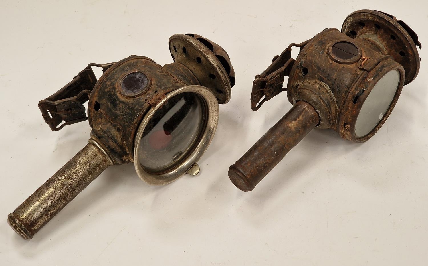 Pair of antique coaching lamps each measuring 24cm in length. - Image 2 of 3