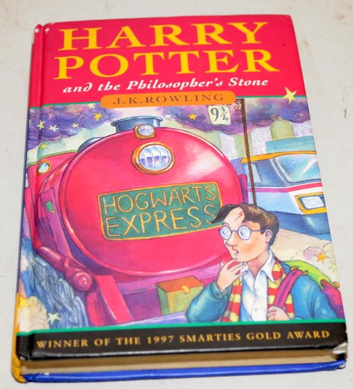 Quantity of collectable books and magazines to include 15th impression Harry Potter and the - Image 3 of 6