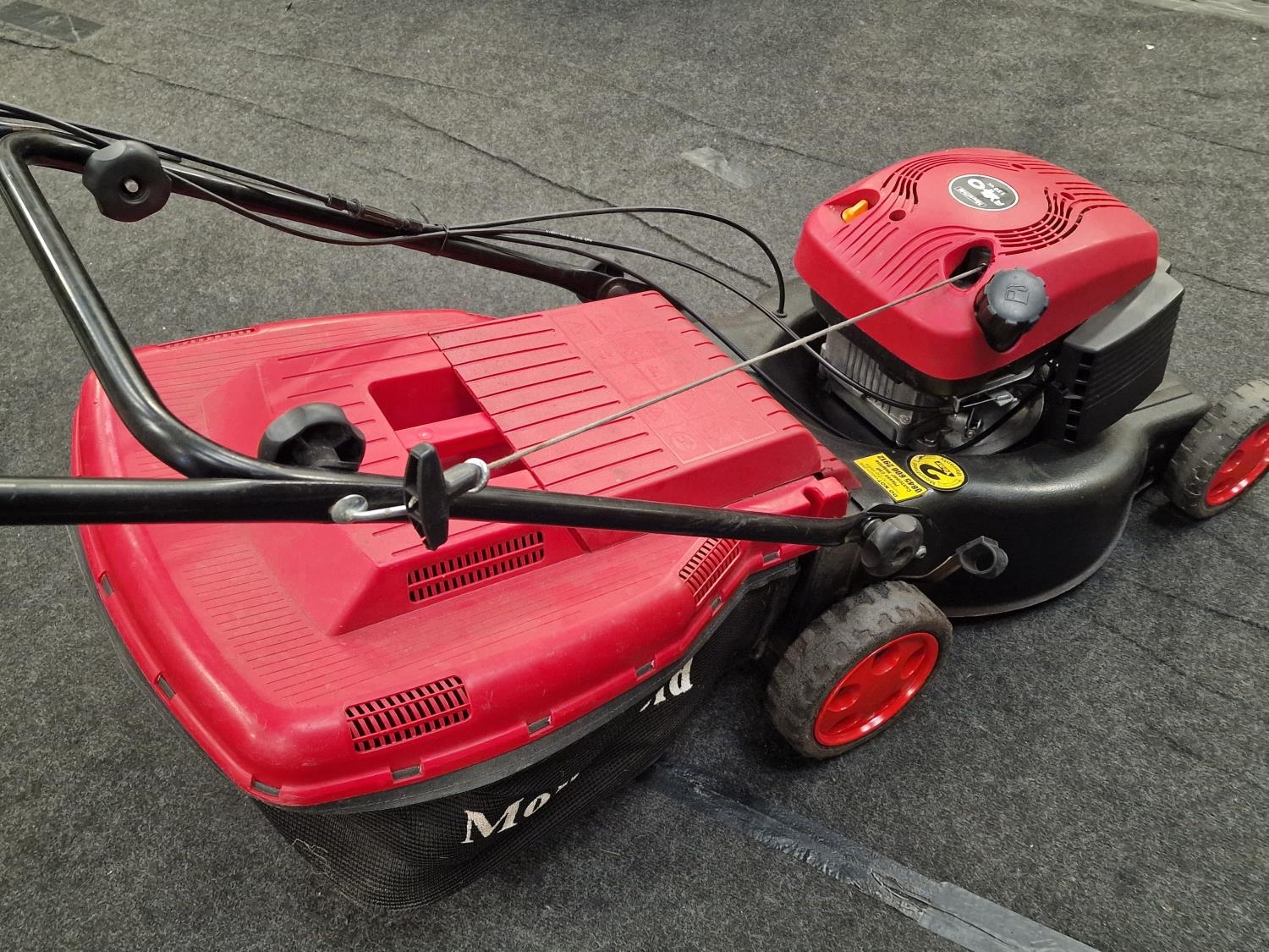 Mountfield "RV40" 150cc petrol lawn mower working at time of Cataloging - Image 3 of 3
