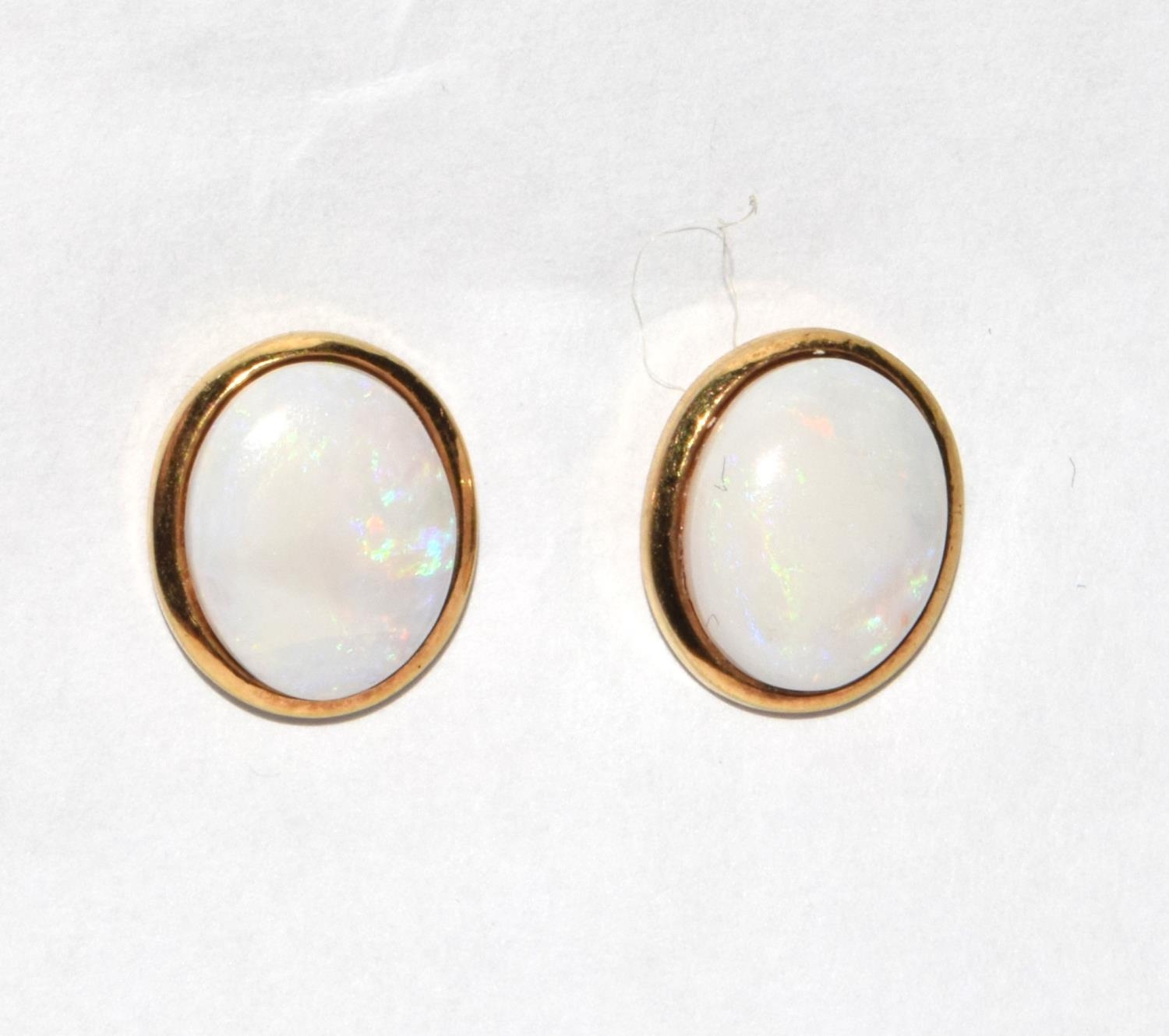 9ct gold Opal ear studs - Image 2 of 4