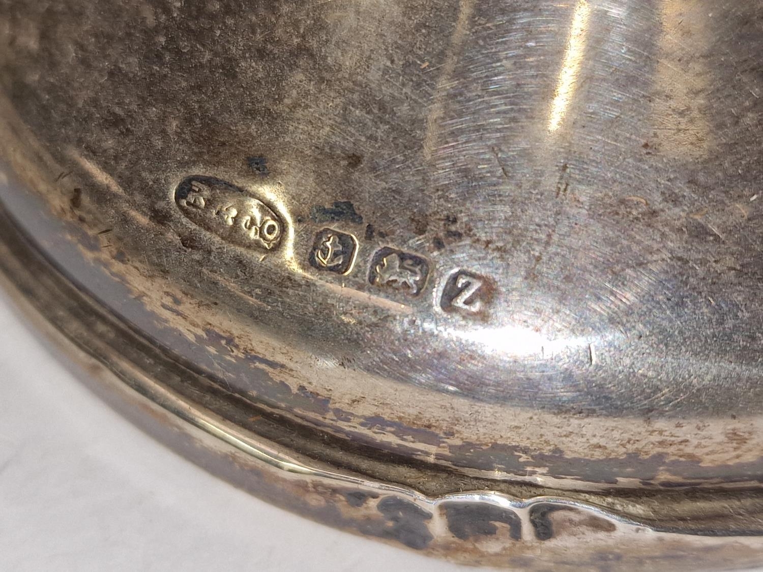 Two early 20th Century silver hallmarked inkwells Birmingham 1924 and Birmingham 1918. - Image 3 of 4