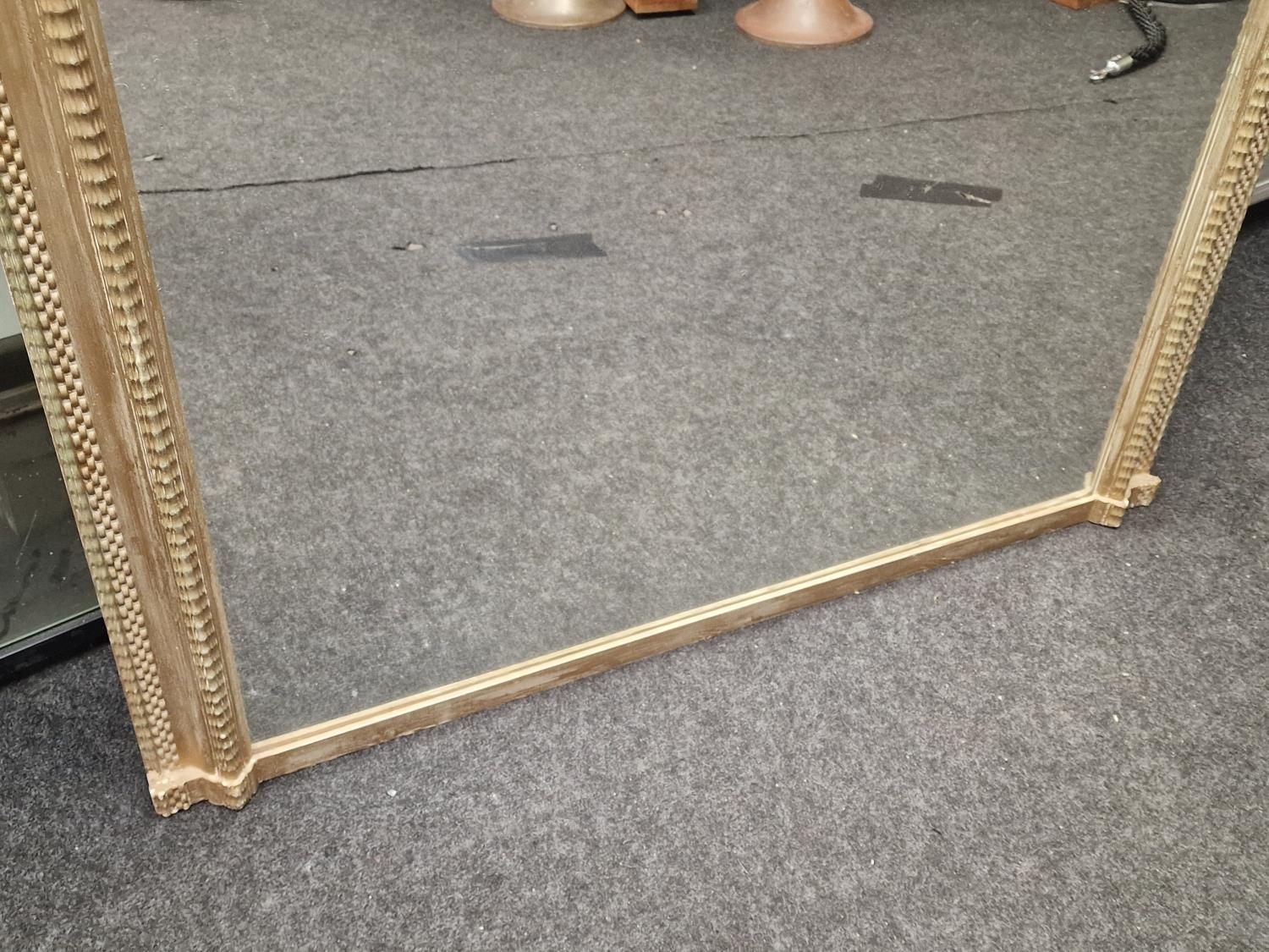 Large gilt frame pier mirror set with a cherub centre piece 160x110cm - Image 3 of 4