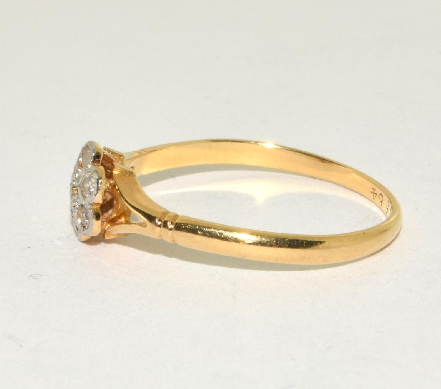 Old Art Deco diamond 18ct gold ring Size P - Image 2 of 5