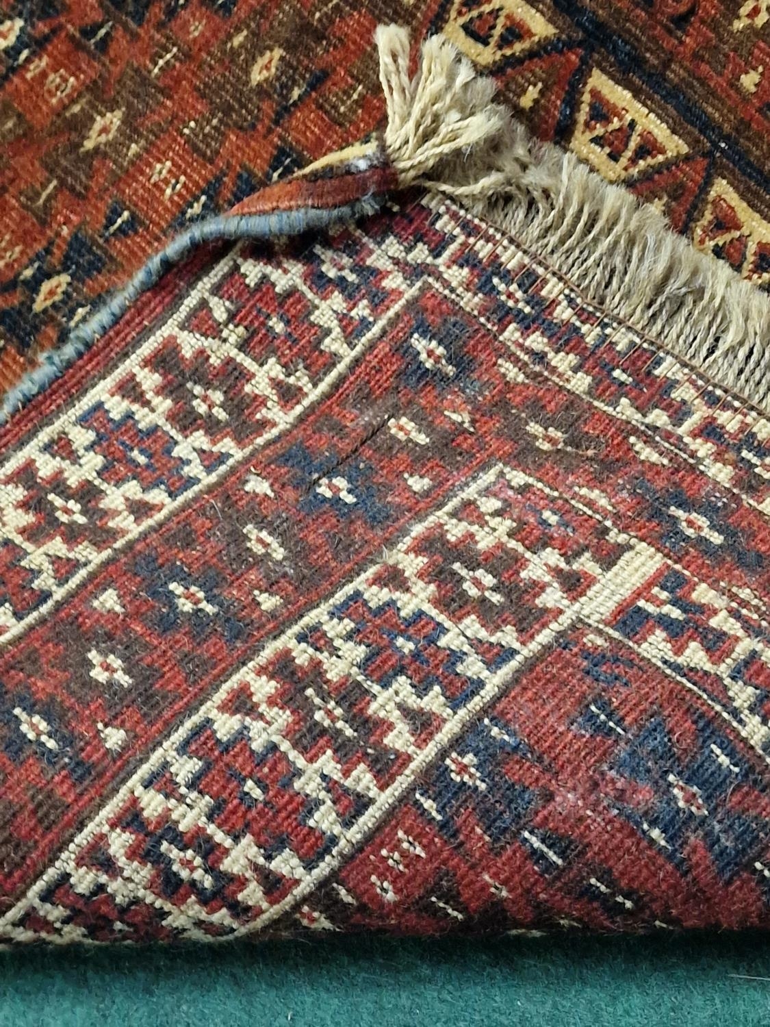 Vintage Yomut Turkmen design rug with Elem panels 190x130cm - Image 4 of 4