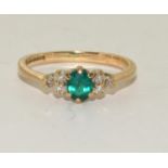 9ct gold Green stone and Diamond ring size L