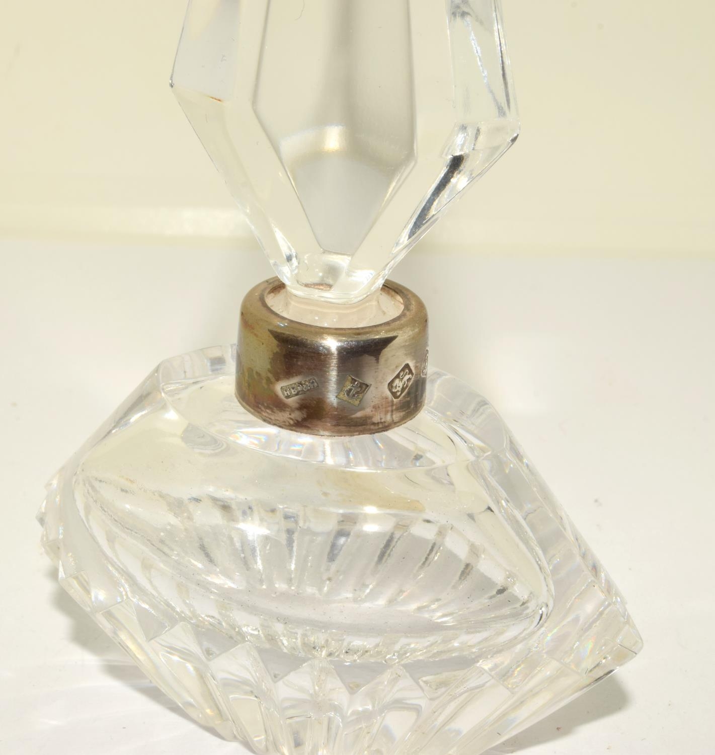 3 x Chrystal glass silver collard perfume bottles and stoppers - Image 4 of 7