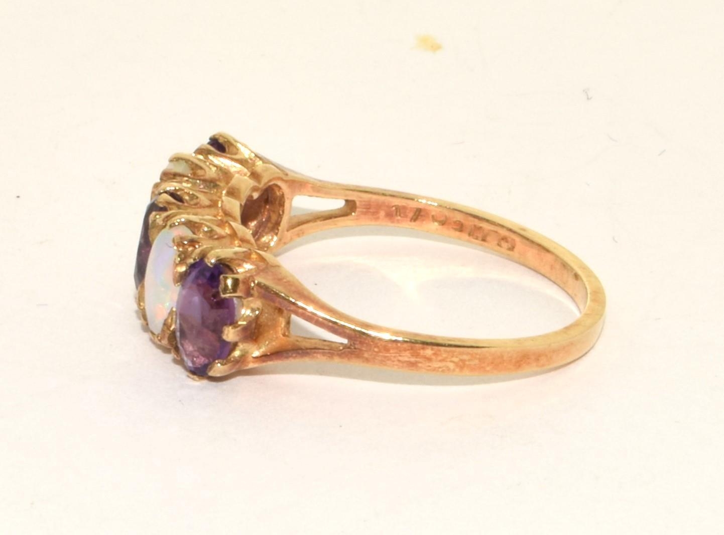 9ct gold Antique set Opal and Amethyst 5 stone ring size O - Image 2 of 5