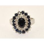 18ct white gold Ladies Diamond and Sapphire large cluster /cocktail ring 4.5g size M