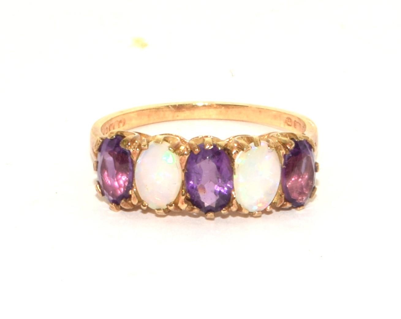 9ct gold Antique set Opal and Amethyst 5 stone ring size O - Image 5 of 5