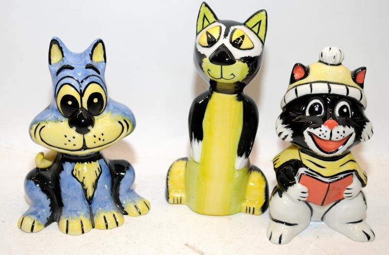 5 x Lorna Bailey cat figures including Christmas carol, Smiley, Sooty and Scooter. All signed - Image 3 of 3