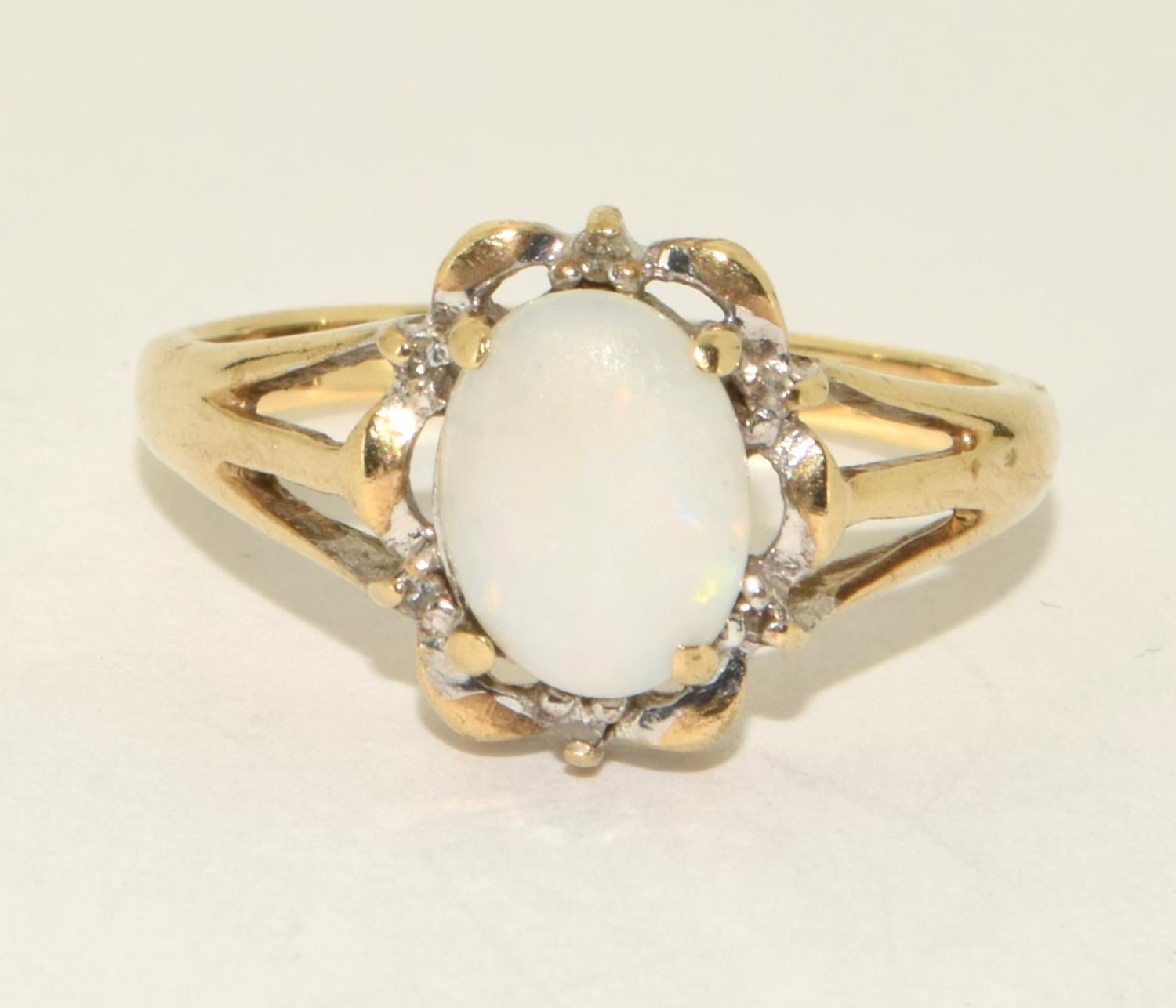 Vintage 9ct gold natural Opal ring size L