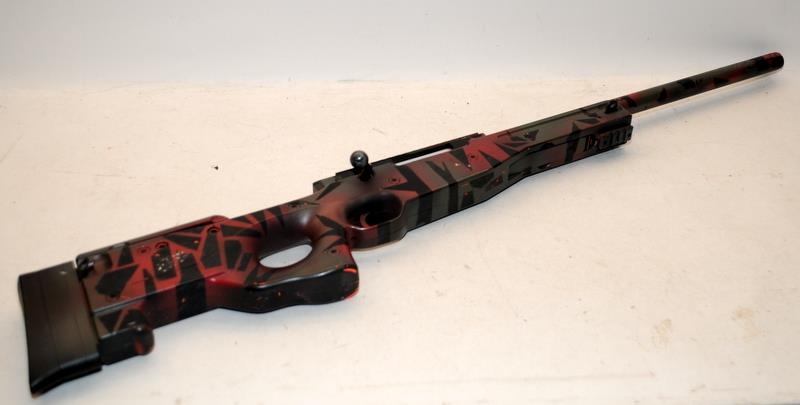 .6mm single shot bolt action BB air rifle in camouflage casing. Cocks and discharges, not tested - Image 3 of 4