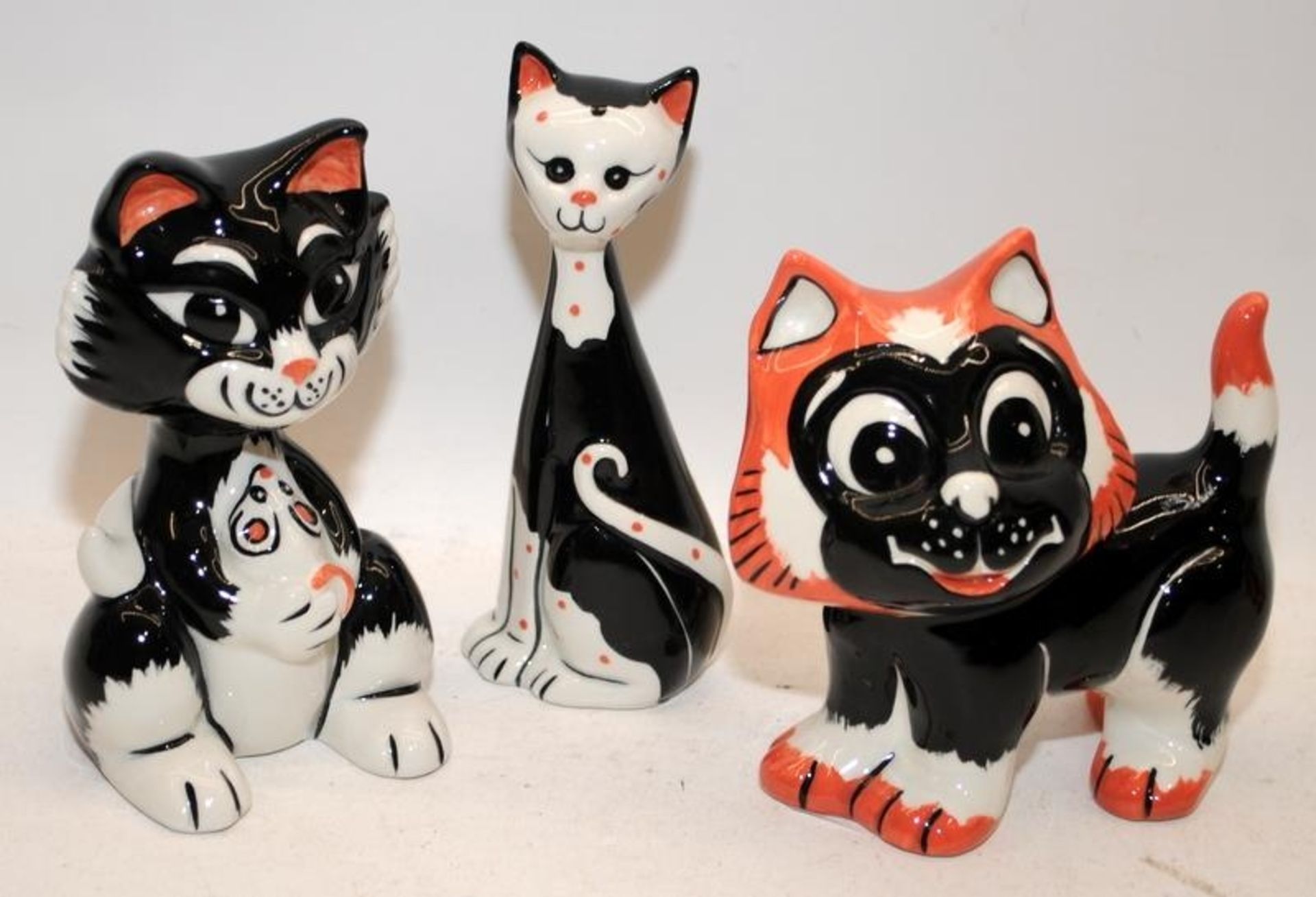 5 x Lorna Bailey cat figures: Sid, Gotcha, Cutie, Jaspurr and one other. All signed. - Image 2 of 3