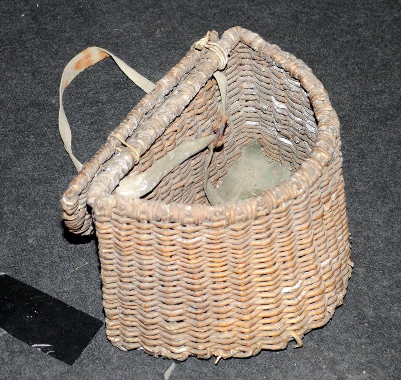 A vintage wicker fishing creel c/w a vintage tackle seat box - Image 2 of 3