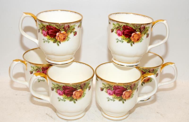 Royal Albert Old Country Roses 24cms lidded coffee pot c/w 6 x footed coffee mugs - Image 4 of 4