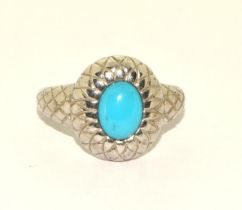 A 925 silver and turquoise stone ring Size N